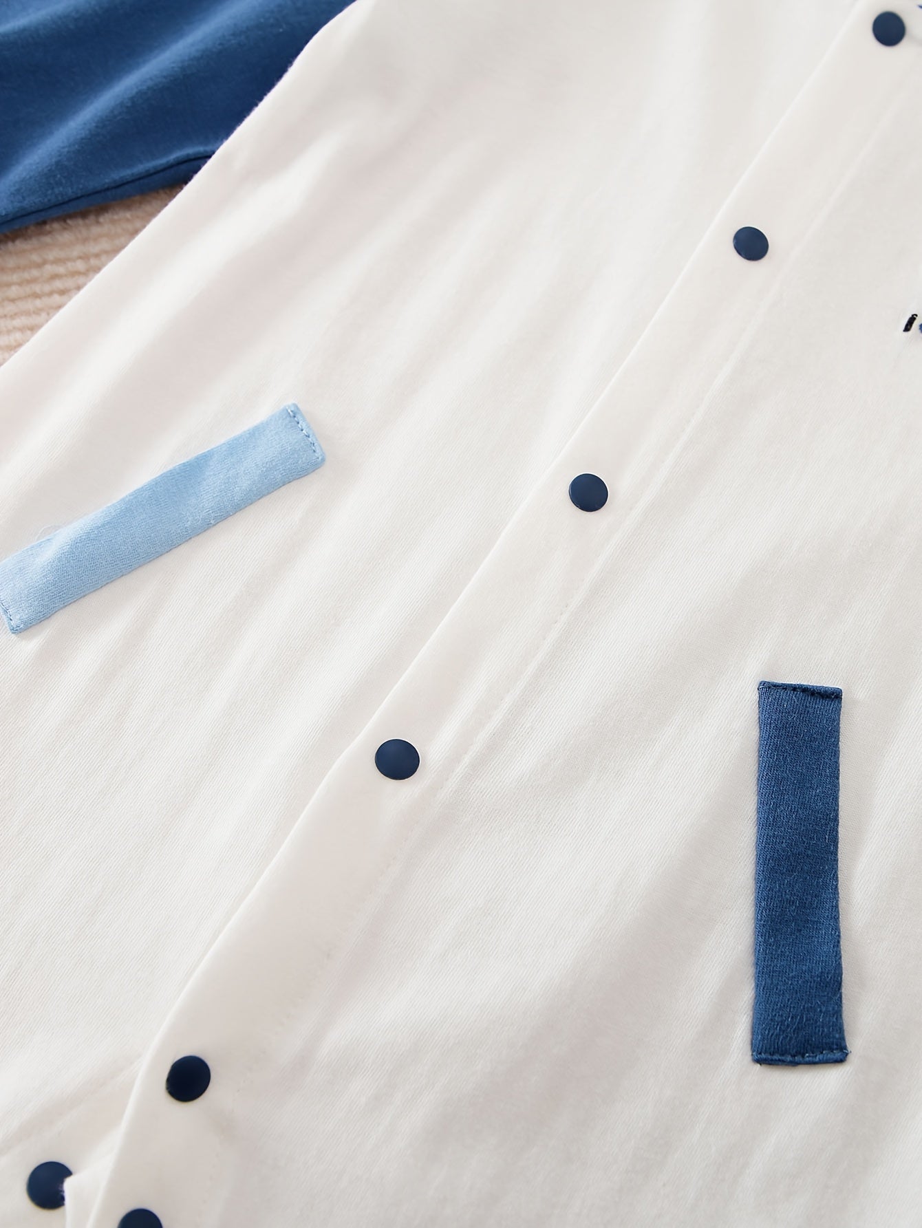 Onesie - Long Sleeve Baseball Romper Outfit, Loose Fit with Snap Closure, Winter Clothes, Easy Diaper changes & Everyday or Special Occasions, Clothing, Cute Animal Print, Comfortable Material, Snapbutton Closure, Essentials, Perfect for Outdoor