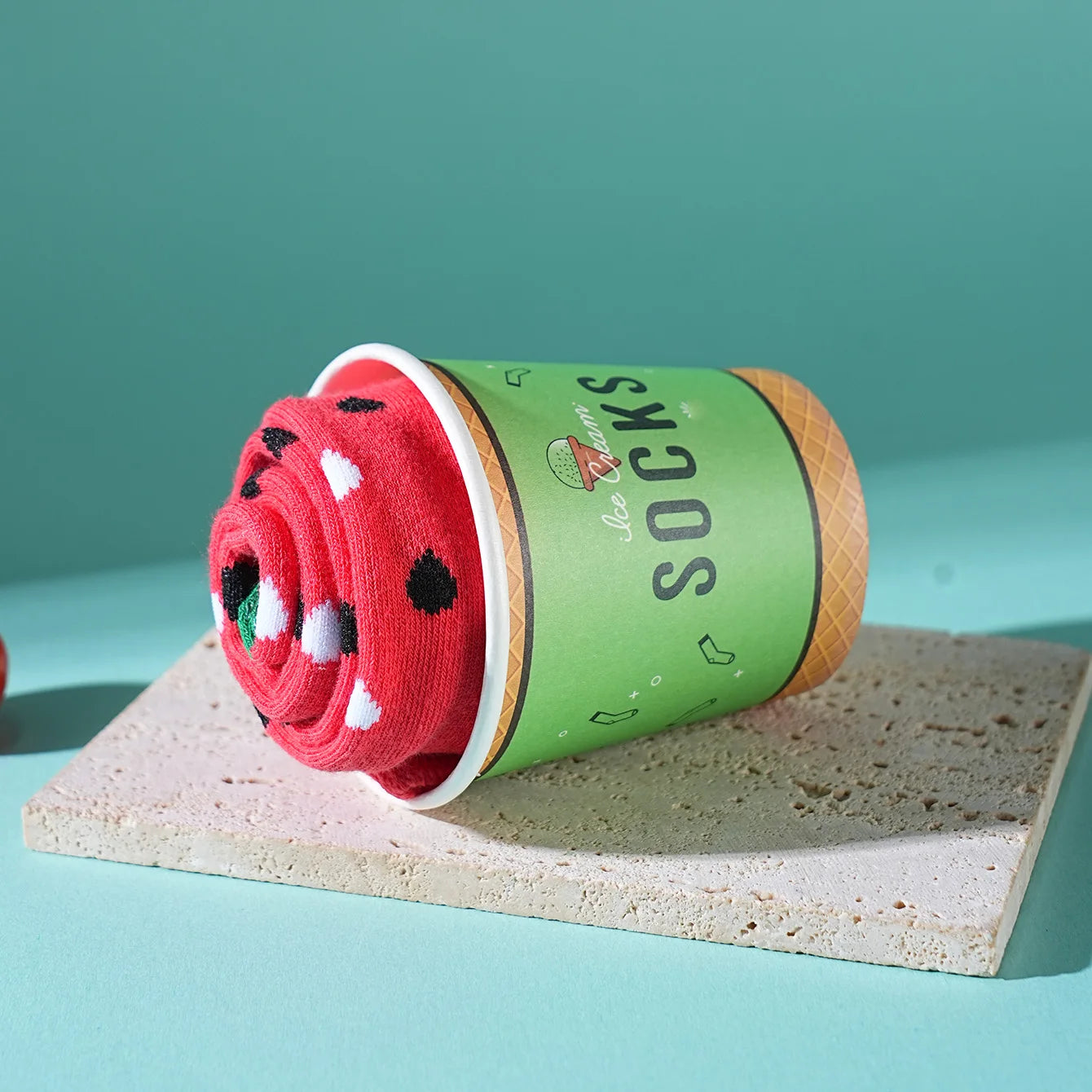 1 paar halfhoge sokken voor mannen en vrouwen, nieuwigheid en leuk, kleurrijke groene cup ijs geschenkdoos sokken, Europese en Amerikaanse modetrendstijl, comfortabel en ademend, feest casual nieuwigheidscadeau, Valentijnsdag, Kerstmis, kerstman, herfst-