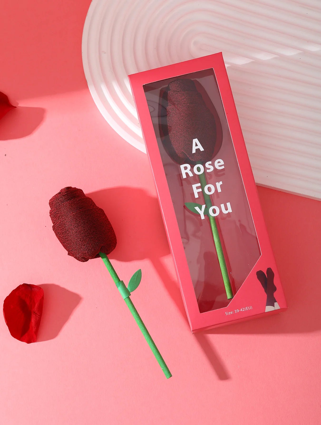 1 pair of medium-length unisex socks, novel and interesting rose gift box socks, suitable for Christmas gifts