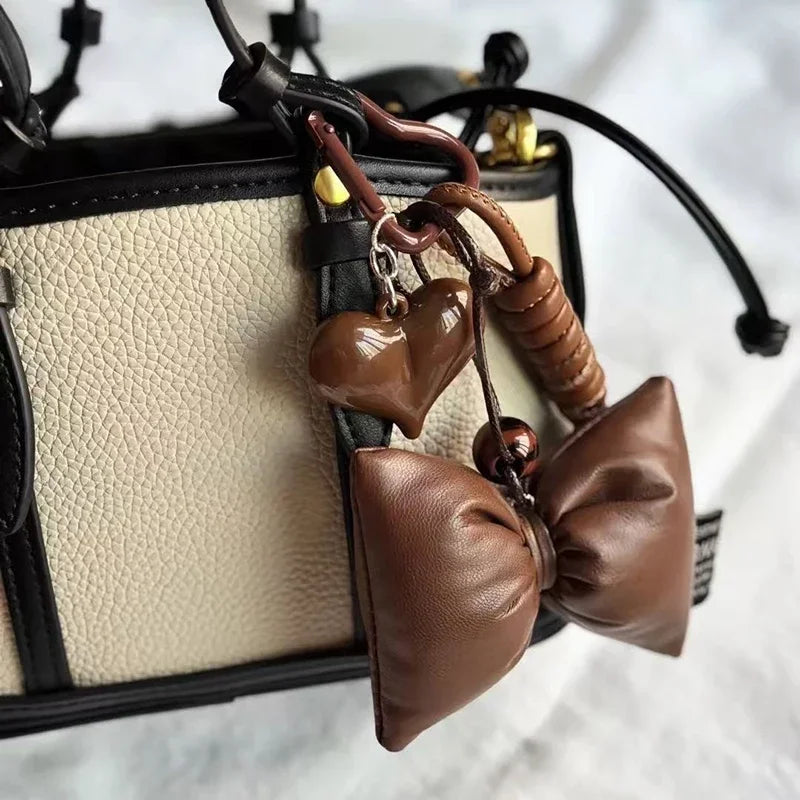 1PC Y2k Vintage Brown Leather Bow Heart Pendant Fashion Tennis Keychain Ins Braided Lanyard Keyring for Women Bag Pendant Charms
