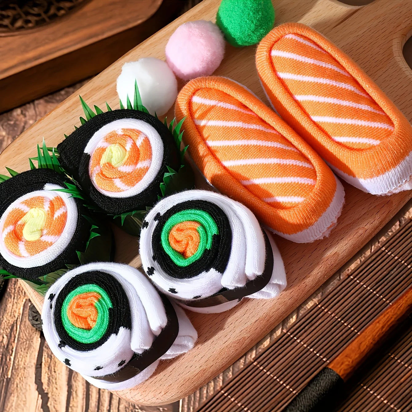 3 pairs of mid-length women's socks, colorful sushi patterns, creative gift boxes, comfortable and breathable, suitable for Chri