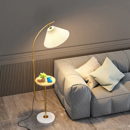 Nordic Woonkamer Led Vloerlampen Bank Slaapkamer Nachtkastje Decoratie Stand Lichtpunt Zwart Goud Home Verlichting Stof Lampenkap